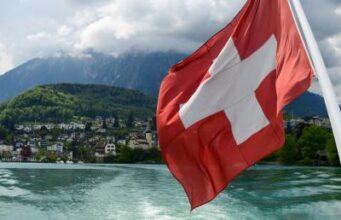 Swiss Pertimbangkan Batas Populasi 10 Juta Jiwa