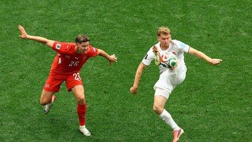 Swiss Puncaki Grup B, Kanada Tersingkir di Babak Pertama