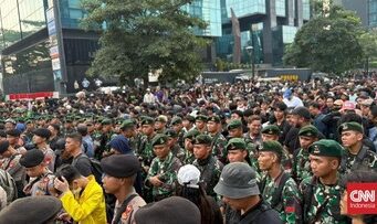 TNI Dikerahkan Amankan Demo Mahasiswa, Koalisi Sipil Protes
