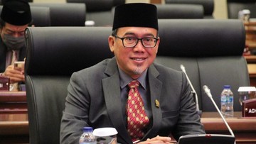 Tarif-Transjabodetabek-Usul-Naik-ke-Rp4.500-JakLingko-Dikenai-Biaya