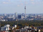 Telegraf dan Berlin: Dua Lompatan Sejarah di 20 Juni
