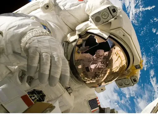 Tiga Kosmonot Soviet Tewas Saat Pendaratan Soyuz 11