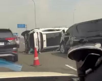 Tiga Mobil Tabrakan Beruntun di Tol Becakayu, Delapan Orang Luka-Luka