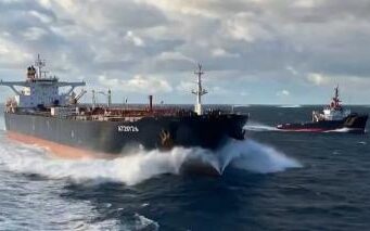 Tiga Pelaut India Tewas dalam Serangan Kapal Tanker di Selat Hormuz