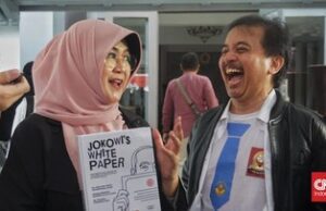 Tim Hukum Kecam Penangkapan Roy Suryo sebagai Politisasi Hukum