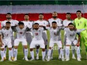 Timnas Iran Berlatih di Tengah Kawat Berduri dan Patroli Senapan
