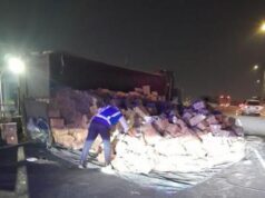 Truk Terguling di Tol Dalam Kota, Arus Lancar Kembali