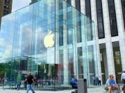 Trump Klaim Apple dan Intel Sepakat Produksi Chip di AS