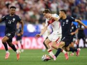 Turki Kalahkan AS 3-2, Lolos ke 32 Besar Bareng Australia