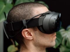 Valve Impor 13 Ton Headset VR dalam Sehari
