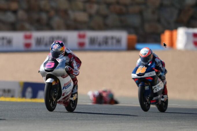 Veda Ega Siap Bertarung dari Baris Ketiga di Moto3 Hungaria
