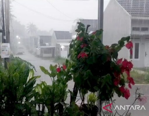 Waspada Hujan Lebat di Sejumlah Wilayah Akibat Siklonik