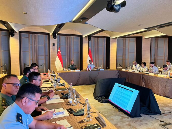 Kasum TNI Pimpin Delegasi Indonesia Pada Sidang Ke-22 TNI-SAF Annual Staff Meeting (TSASM) 2026 di Singapura