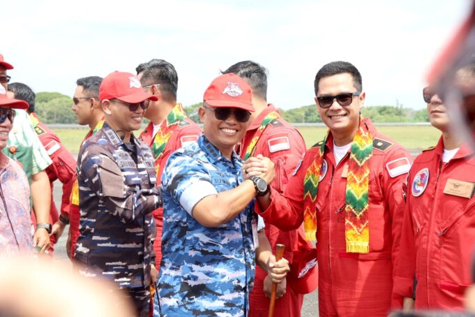 Open Base Jupiter Aerobatic Team di Lanud Sjamsudin Noor, Disambut Meriah Ribuan Warga Banua Padati Apron
