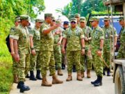 Wapang TNI Tinjau Yonif TP 842/Badak Sakti, Dukung Pertahanan dan Ekonomi Daerah
