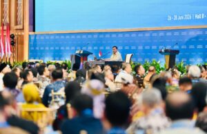 Panglima TNI Dampingi Presiden RI Tutup Sarasehan Kebangsaan KSTI 2026