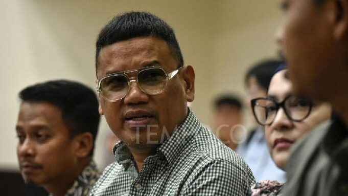 Zulhas Lantik Uya Kuya sebagai Ketua PAN Jakarta