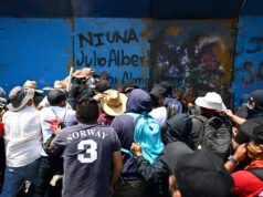 Guru di Meksiko Berdemo, Polisi Lepaskan Gas Air Mata Jelang Piala Dunia 2026