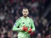 Ajax Masih Andalkan Maarten Paes Menunggu Kedatangan Ter Stegen