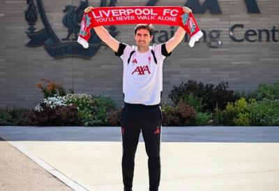 Andoni Iraola Pilih Kontrak Pendek demi Pertanggungjawaban di Liverpool