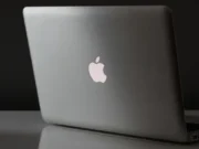 Apple Rombak Desain MacBook Pro Entry-Level pada 2027