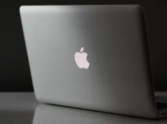 Apple Rombak Desain MacBook Pro Entry-Level pada 2027