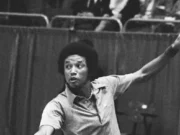 Arthur Ashe, Petenis Kulit Hitam Pertama yang Menaklukkan Wimbledon