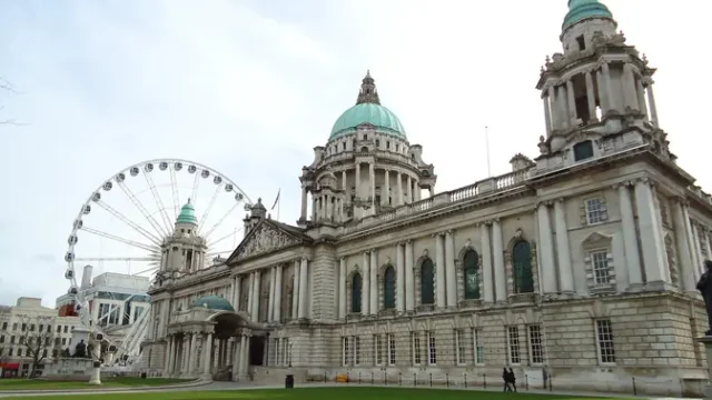 Bom-IRA-Hancurkan-Belfast-9-Tewas-dalam-Serangan-Beruntun