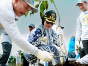 Bontang Tanam Pohon dan Ajak Puasa Lawan Bencana