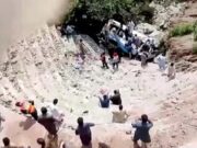 Bus Hancur di Jurang, 40 Tewas di Khyber Pakhtunkhwa