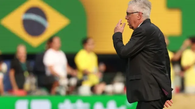 Carlo-Ancelotti-Tetap-Setia-pada-Brasil-Tolak-Tawaran-Timnas-Italia-hingga-2030
