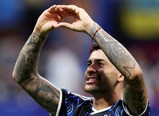 Cristian Romero Siap Pindah dari Tottenham, Inter Milan dan Barcelona Berebut Jasa Bek Argentina