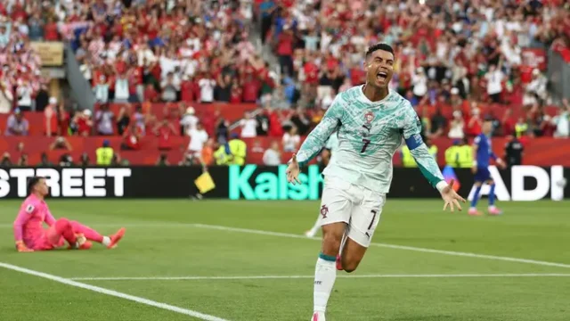 Cristiano-Ronaldo-Tinggal-24-Gol-Menuju-Milestone-1.000-Gol-Karier