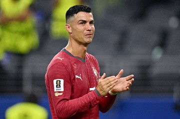 Cristiano-Ronaldo-Tutup-Karier-Piala-Dunia-dengan-Air-Mata-Tapi-Bangga-Bawa-Portugal-Raih-Trofi-Pertama