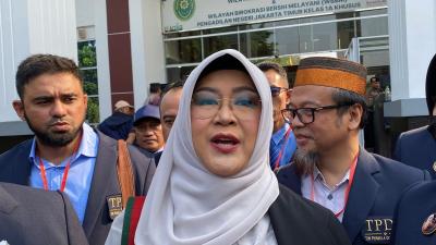 Dokter-Tifa-Nyatakan-Dirinya-Bebas-dari-Kasus-Ijazah-Jokowi