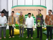 Dubes Australia Resmikan Pojok Baca di Masjid Makassar