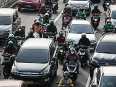 Emosi di Jalan Raya Picu Kekerasan, Mini Cooper dan Angkot Bekasi Jadi Saksi
