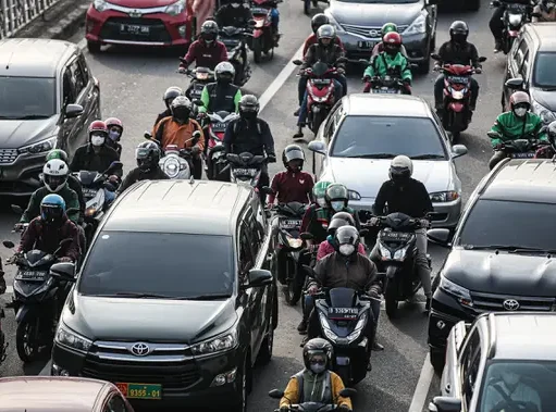 Emosi di Jalan Raya Picu Kekerasan, Mini Cooper dan Angkot Bekasi Jadi Saksi