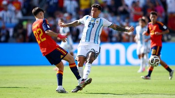 Enzo-Fernandez-Kartu-Merah-Argentina-Gagal-Juara-Piala-Dunia-2026