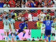 FIFA Buka Suara soal Gol Kroasia yang Dianulir Berkat Teknologi Bola Cerdas