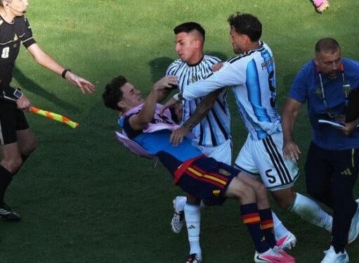Final Piala Dunia 2026 Ricuh, Paredes Diusir Usai Konflik dengan Pemain Spanyol