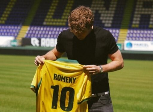 Fortuna Sittard Dibanjiri Fans Indonesia Usai Resmikan Ole Romeny