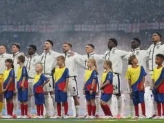 Gary Neville Kritik Tuchel karena Tak Mainkan Kobbie Mainoo Lawan Argentina