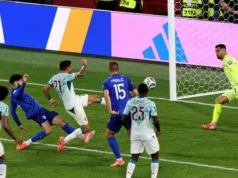 Gol Kroasia Dianulir Usai Bola Sentuh Igor Matanovic, Wasit Gunakan Teknologi Chip