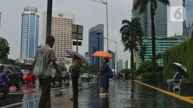 Hujan-Ringan-hingga-Sedang-Diprediksi-Melanda-Sejumlah-Kota-Besar-Indonesia