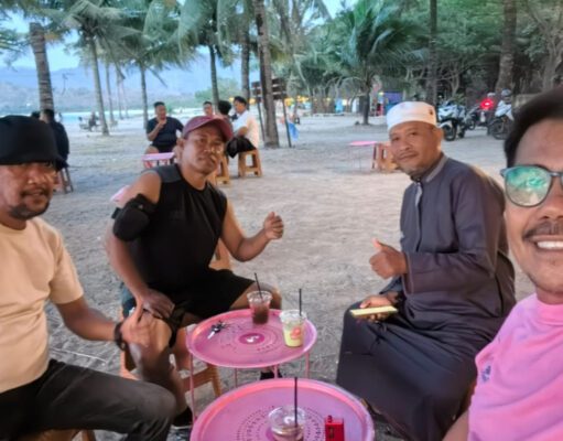 Pantai Pasir Putih Maluk Mulai Berbenah, Pokdarwis Lestari Dorong Regulasi Pengelolaan Wisata