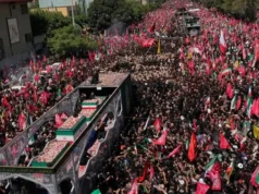 Iran Gunakan Ayat Al-Qur’an sebagai Pesan Politik di Pemakaman Khamenei