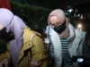 Istri Bupati Pemalang Tiba di KPK untuk Pemeriksaan Lanjutan