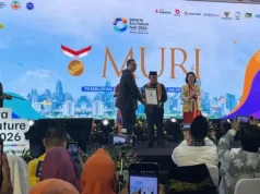 Jakarta Pecahkan Rekor MURI dengan 6.000 Peserta Buat Ekoenzim
