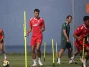 John Herdman Puji Kontribusi Ivar Jenner di Latihan Timnas Indonesia